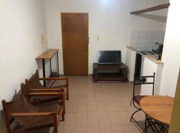 Departamento · 24m² · 2 Ambientes · Departamento un Dormitorio con Patio en Rep La Sexta