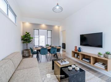 PH · 68m² · 3 Ambientes · 1 Cochera · Venta - PH - 3 Ambientes - Cochera - Patio - Reciclado - Sin Expensas