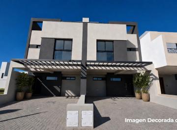 Casa · 150m² · 5 Ambientes · 2 Cocheras · Dúplex Premium 3 Dorm., 1 en Suite | Pileta y Terraza | Quebradas de Manantiales