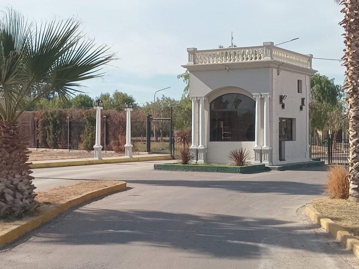 Buenos Vecinos 8700,  Colonia Segovia, Mendoza