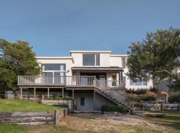Casa · 300m² · 5 Ambientes · 1 Cochera · Casa en Venta Costa Esmeralda Maritimo