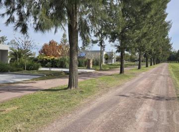 Terreno · 1076m² · Lote en Venta en Fincas Sporting Bajas Expensas