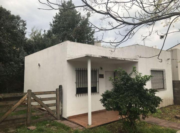 Casa · 60m² · 2 Ambientes · 1 Cochera