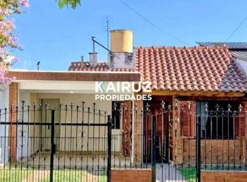 Casa · 105m² · 3 Ambientes · 1 Cochera · Casa en Teniente Benj. Matienzo