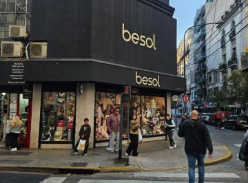 Local comercial , Balvanera · La Mejor Esquina del Once