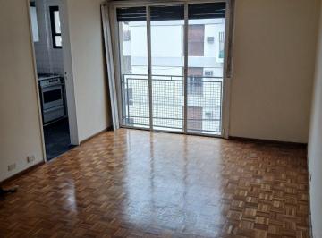 Departamento de 2 ambientes, Belgrano · Excelente 2 Amb. Semipiso Frente Luminoso 5 Piso