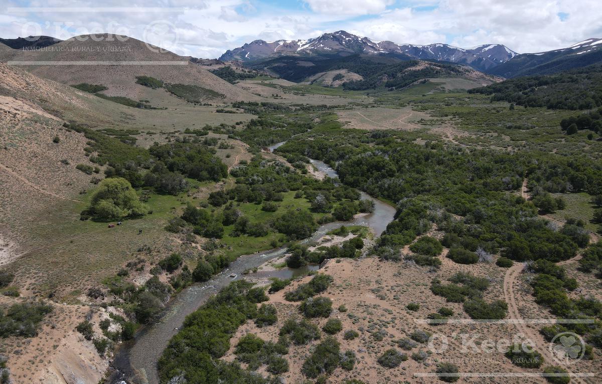 Campo de 2400 Has en - Bariloche Patagonia Argentina - Fly Fishing,  San Carlos de Bariloche, Río Negro