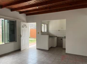 Departamento · 2 Ambientes · Departamento Dos Ambientes en Alquiler en Luján Barrio Lanusse