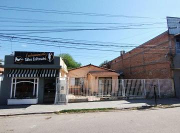 Casa · 187m² · 5 Ambientes · 1 Cochera · Se Vende Casa C/local Comercial San Isidro V. Viejo