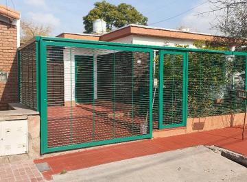 FRENTE · Confortable Casa en Sexta Seccion