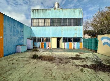 Bodega-Galpón · 224m² · Galpon con Oficinas en Venta en Ezeiza Centro