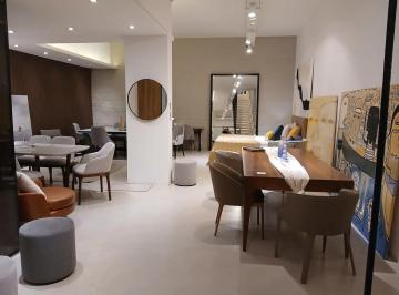 Local comercial · 260m² · 3 Ambientes · Local en Alquiler - 2 Baños - 265 m - Recoleta