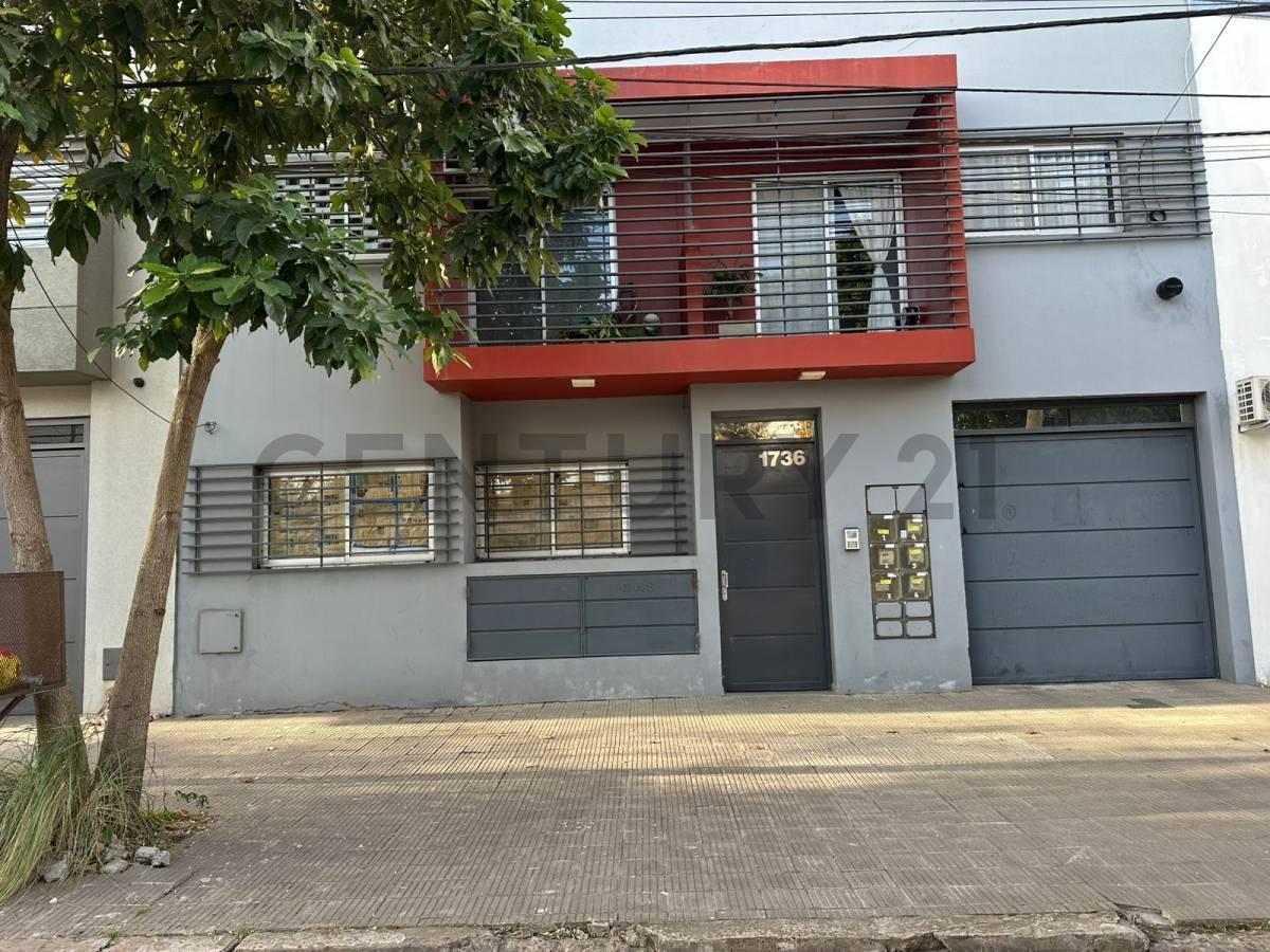 121 Entre 67 y 68 1736