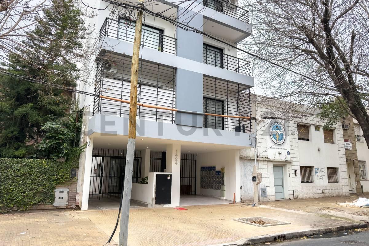 calle 2 entre 61 Y 62 1424