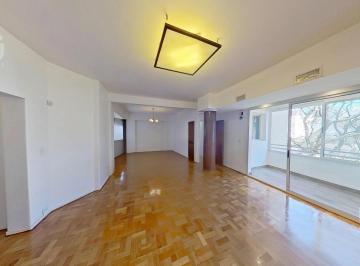Departamento · 118m² · 4 Ambientes · Departamento en Venta de 4 Ambientes con Dependencia en Recoleta. Apto Crédito.