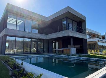 Casa · 285m² · 6 Ambientes · 2 Cocheras · Casa en Venta Ubicado en Los Puentes, Nordelta, Tigre