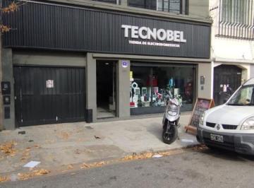 Local comercial · 210m² · 3 Ambientes · Alquiler - Local - Mendoza 4563 - Rosario