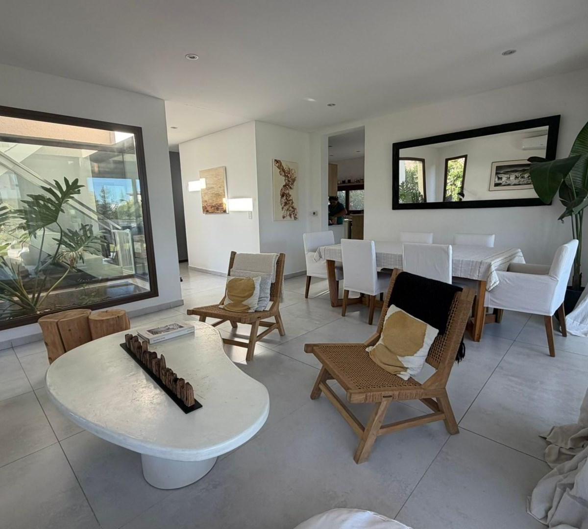 Casa en venta y alquiler 5 dormitorios Barrio Castaños, Nordelta. 100
