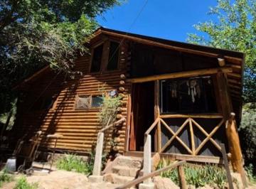 Casa · 92m² · 4 Ambientes · 1 Cochera · Casa Dos Dorm. Valle Hermoso