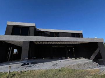 Casa · 380m² · 5 Dormitorios · Casa en Venta en Virazón, Nordelta, Tigre
