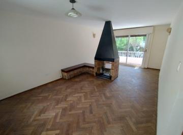 Departamento · 70m² · 4 Ambientes · Departamento Dos Dorm. con Balcón Al Frente en Alquiler - Suipacha Al 1300