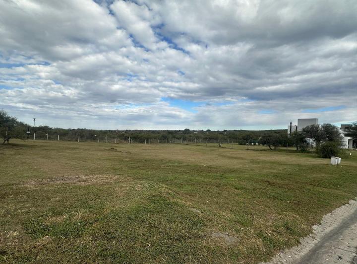Terreno · 1250m²