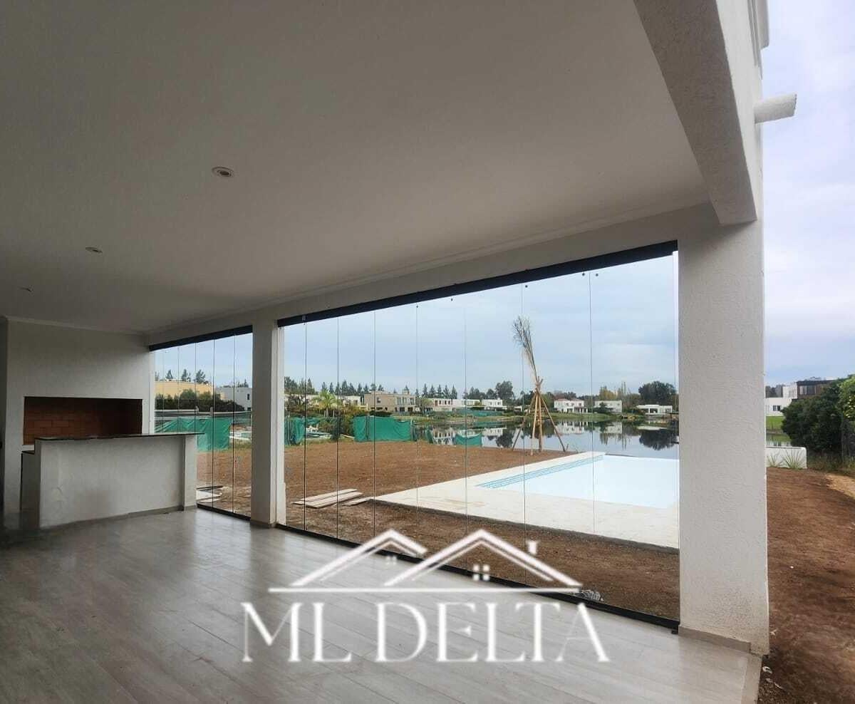 Casa en VENTA 4 dormitorios  a la LAGUNA | Barrio San Matias Area 1 |  Finaliza JUNIO 2026 | FINANCI 0