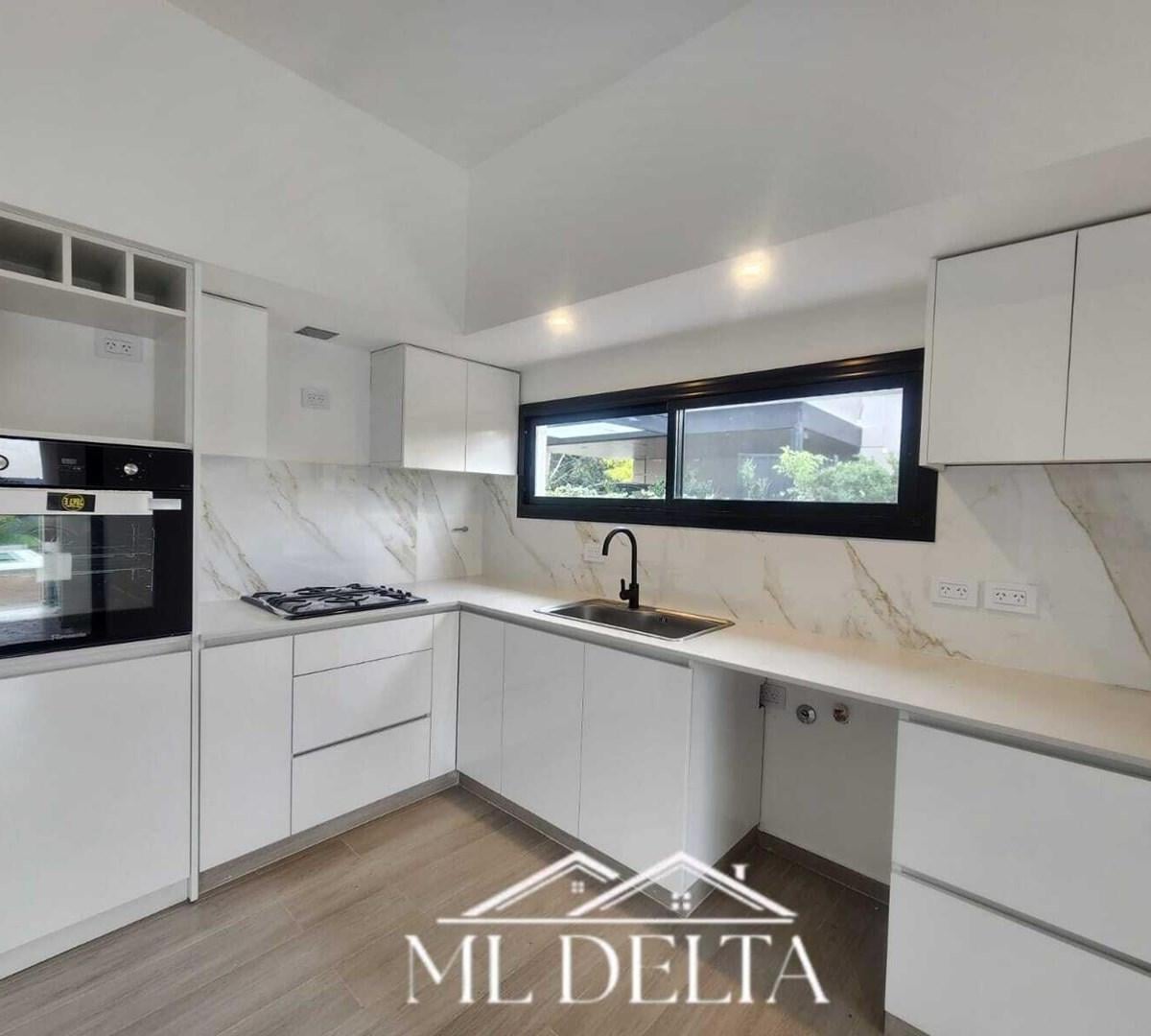 Casa en VENTA Barrio San Matías Área 2 |  2 Plantas c/Piscina| FINANC 0