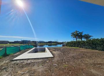 Casa · 194m² · 5 Ambientes · 1 Cochera · Casa en Venta en San Matias, Escobar, G. B. a. Zona Norte
