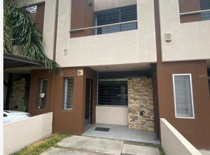 Departamento · 98m² · 4 Ambientes · 1 Cochera