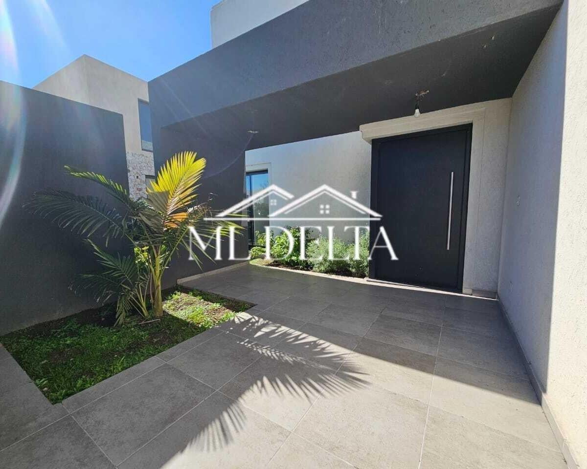 Casa en VENTA  al Golf  4 dormitorios  2 plantas | vista al Golf | Barrio El Canton Golf, Escobar 0