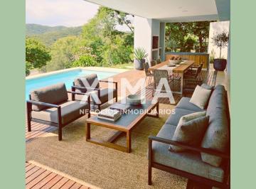 Casa · 3536m² · 2 Dormitorios · 2 Cocheras · Venta Casa en Valle Escondido