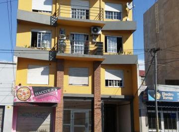 Departamento · 70m² · 3 Ambientes · 1 Cochera · Depto.3 Ambientes,2 Dormi. Quilmes Centro, C/cochera