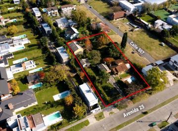 Casa · 430m² · 5 Ambientes · 5 Cocheras · Importante Propiedad Sobre Lote de 3000 m