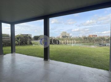 Casa · 160m² · 4 Ambientes · 1 Cochera · Casa en Venta a Estrenar en El Cantón Norte