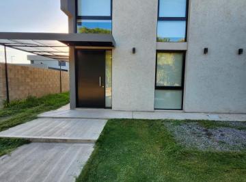 PH · 90ha · 5 Ambientes · Duplex en Venta con Financiacion