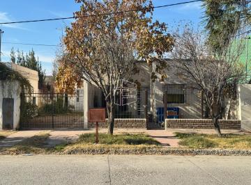 Departamento · 60m² · 3 Ambientes · 1 Cochera · Venta - Departamento de 2 Dorm. - Zona Centro - D073