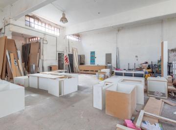 Bodega-Galpón · 245m² · 1 Ambiente · Venta Galpón Doble Altura con Oficina Villa Lynch Permuta