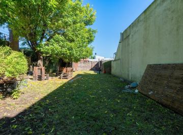 Terreno · 121m² · Terreno en Venta Barrio Refinería 8 m Frente 14 m Fondo Oportunidad Constructora Pb 3 Pisos