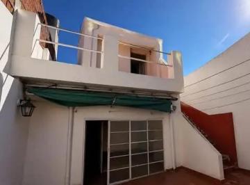 PH · 50m² · 4 Ambientes · 1 Cochera · Venta. PH 4 Ambientes. Cochera. Pasaje Turin 3100.