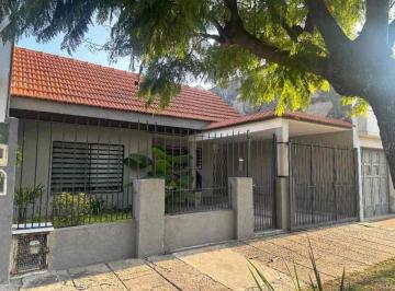 Casa de 3 ambientes, Avellaneda · Casa 3 Ambientes con Garage