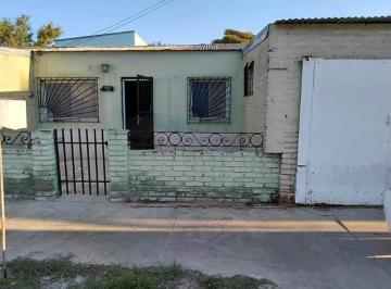Casa · 57m² · 3 Ambientes · 1 Cochera · Casa Zona Norte Cerca Av Blas Parera y Gorriti