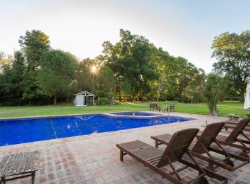 Terreno · 75000m² · Venta 75.000 m² Ideal P/ Desarrolladores Moreno