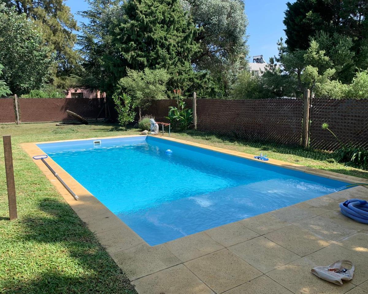 Av de los Incas  al 3900,  Ibarlucea, Santa Fe