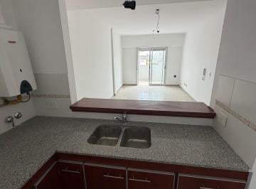 Departamento de 3 ambientes, La Plata · Departamento en Venta 42 17 y 18 Dos Dorm.