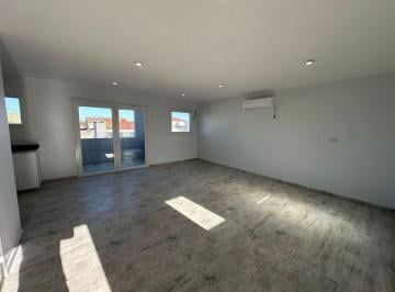 Departamento · 70m² · 3 Ambientes · 1 Cochera · Departamento 3 Amb en Alquiler