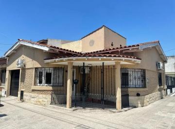 Casa · 150m² · 3 Ambientes · 1 Cochera · Casa 3 Ambientes con Cochera en Venta Remedios de Escalada