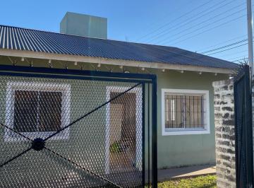 Casa · 70m² · 3 Ambientes · 1 Cochera · Casa de 3 Ambientes en Venta en Lujan