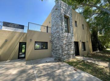 Casa · 183m² · 4 Ambientes · 1 Cochera · Casa en Venta en El Barrio Haras Santa María | Escobar