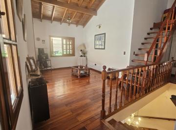 Casa · 150m² · 4 Ambientes · 2 Cocheras · Casa Estilo Chalet 4 Ambientes